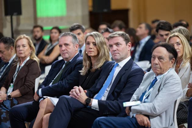 Garamendi Speaks at the Cepyme500 Event Cepyme President Ángela de Miguel c during the Cepyme500 event on September 30, 2026, in Madrid, Spain. CEPYME500 is an initiative of the Spanish Confederation of Small and Medium-Sized Enterprises that identifies, selects, and promotes the 500 leading Spanish SMEs in business growth each year. SEPTEMBER 30, 2026 GARAMENDI CEOE CEPYME ENTREPRENEURS COMPANIES ECONOMY Jesús Hellí Madrid Madrid, Spain  Copyright: xJesusxHellinx 7811268