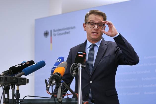 Berlin, Deutschland, 30.09.2026: Gesundheitsministerium: Statement zur Neuordnung der Pflegeversicherung: Bundesminister für Gesundheit Carsten Linnemann (CDU) Copyright: xdtsxNachrichtenagenturx dts_136889
