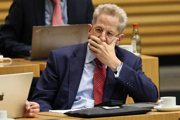 Thueringer Landtag - Justizausschuss 30.09.2026, Erfurt, Thueringer Landtag, Justizausschuss, Muendliche Anhoerung zum Antrag der Fraktion Die Linke: Einleitung eines Parteiverbotsverfahrens gegen die AfD im Bild: Anzuhoerender Dr. Hans-Georg Maassen