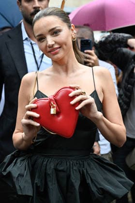 PFW Stella McCartney Outside Arrivals JR Miranda Kerr arriving at the Stella McCartney show during Paris Fashion Week, in Paris, France on 30 September 2026. Photo by Julien Reynaud APS-Medias ABACAPRESS.COM Paris France  Copyright: xReynaudxJulien APS-Medias ABACAx