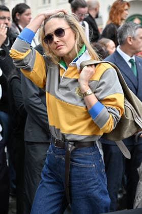 PFW Stella McCartney Outside Arrivals JR Bar Refaeli arriving at the Stella McCartney show during Paris Fashion Week, in Paris, France on 30 September 2026. Photo by Julien Reynaud APS-Medias ABACAPRESS.COM Paris France  Copyright: xReynaudxJulien APS-Medias ABACAx