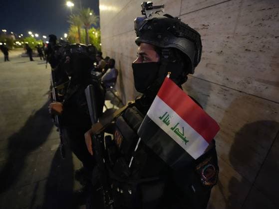 September 30, 2026, Baghdad, Iraq: BAGHDAD, IRAQ, SEPTEMBER 30, 2026: Iraqis and members of the country s security forces gather at Tahrir Square in Baghdad during celebrations marking National Sovereignty Day following the completion of the withdrawal of US forces and the end of the US-led coalition s military mission in Iraq. Participants waved Iraqi flags and security forces took part in commemorative events as the country marked the end of the coalition s military presence. Baghdad Iraq  - ZUMAq101 20260930_zna_q101_172 Copyright: xMuntazerxUdayxSahibx