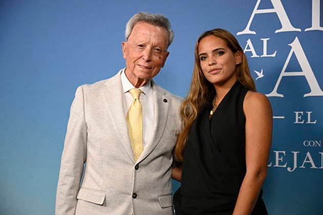 Premiere of the musical El alma al aire, featuring songs by Alejandro Sanz José Ortega Cano and his daughter Gloria Camila at the premiere of the musical El alma al aire at the Ocaso Coliseum Theater on September 30, 2026, in Madrid, Spain. This new musical, inspired by the songs of Alejandro Sanz, transforms some of the most iconic tracks of his career into the driving force behind a moving, relatable, and deeply human. A theatrical journey that speaks of freedom, the bonds that sustain us, and the courage needed to pursue what truly matters. MUSICAL PHOTOCALL Madrid, Spain Copyright: xFranciscoxGuerrax 7811576