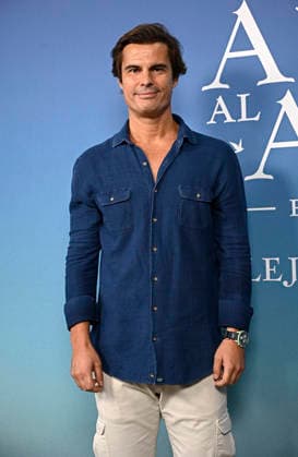 Premiere of the musical El alma al aire, featuring songs by Alejandro Sanz Curi Gallardo during the premiere of the musical El alma al aire at the Ocaso Coliseum Theater on September 30, 2026, in Madrid, Spain. This new musical, inspired by the songs of Alejandro Sanz, transforms some of the most iconic tracks of his career into the driving force behind a moving story, relatable, and deeply human. A theatrical journey that speaks of freedom, the bonds that sustain us, and the courage needed to pursue what truly matters. MUSICAL PHOTOCALL Madrid, Spain Copyright: xFranciscoxGuerrax 7811599