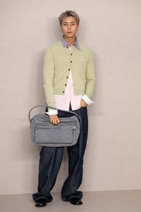 PFW Acne Studios - Photocall LZ Johnny Suh attends the Acne Studios Womenswear Spring Summer 2027 show as part of Paris Fashion Week on September 30, 2026 in Paris, France. Photo by Laurent Zabulon ABACAPRESS.COM  Copyright: xZabulonxLaurent ABACAx