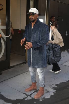 September 30, 2026, New York, New York, USA: SHEMAR MOORE arrives at ABC studios in Tribeca, New York City for Ã¢â‚¬ËœLive With Kelly and MarkÃ¢ New York USA  - ZUMAh16_ 20260930_zaf_h16_043 Copyright: xDanxHerrickx
