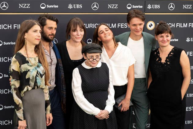 Bardo Böhlefeld, Helena Hufnagel, Katharina Thalbach, Aline Laszlo, Fabian Halbig und Gäste bei der Premiere des Kinofilms Lieblingsmenschen - Die außergewöhnliche Freundschaft von Agnes und Amir auf dem 22. Zurich Film Festival im Arthouse Le Paris. Zürich, 30.09.2026