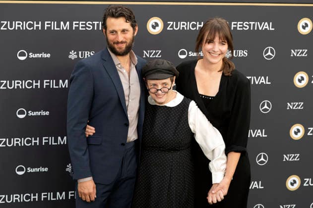 Bardo Böhlefeld, Katharina Thalbach und Helena Hufnagel bei der Premiere des Kinofilms Lieblingsmenschen - Die außergewöhnliche Freundschaft von Agnes und Amir auf dem 22. Zurich Film Festival im Arthouse Le Paris. Zürich, 30.09.2026