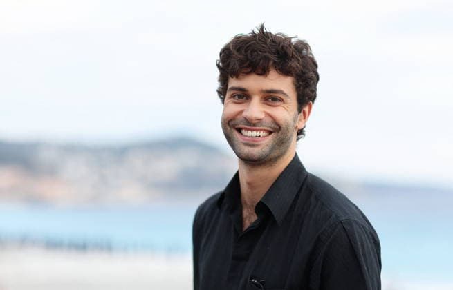 Liam Hellmann Photocall for the film *Only What We Carry*, directed by J Adams, at the 8th edition of the Cinéroman Festival in Nice on September 30, 2026 Bruno Bebert Dominique Jacovides Bestimage Photocall for the film *Only What We Carry*, directed by J Adams, at the 8th edition of the Cinéroman Festival in Nice on September 30, 2026  Copyright: xDominiquexJacovidesx-xBrunoxBebertx xBestimagexDominiquexJacovidesx-xBrunoxBebertx xBestimagex
