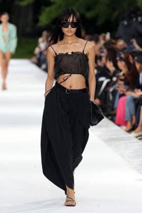 PFW - Stella McCartney Runway A model walks the runway during the Stella McCartney Womenswear Spring Summer 2027 show as part of Paris Fashion Week on September 30, 2026 in Paris, France. Photo by Alain-Gil Gonzalez ABACAPRESS.COM Paris France  Copyright: xGonzalezxAlain-Gil ABACAx