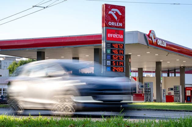 Orlen filling station in Hradec Kralove, Czech Republic, on October 1, 2026. Fuel price regulations, reintroduced by the state due to high diesel and petrol prices, came into effect today. (CTKxPhoto DavidxTanecek) CTKPhotoP2026100102263  CTKPhotoP2026100102263