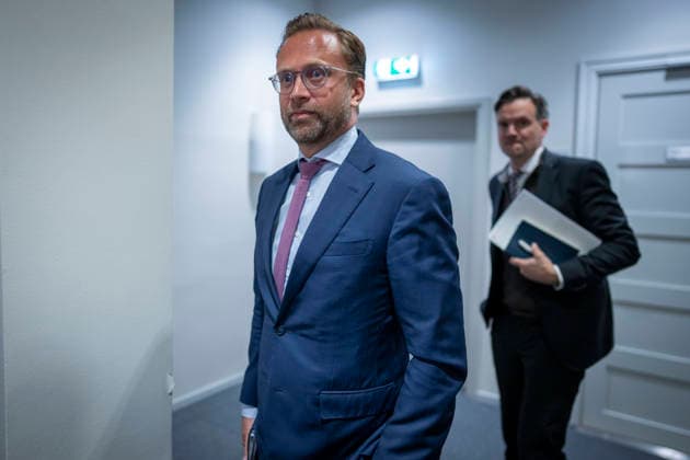 Epstein-horing starter i Stortinget Oslo 20261001. De to tidligere utviklingsministrene Nikolai Astrup og Dag-Inge Ulstein forklarer seg for kontroll- og konstitusjonskomiteen i den apne horingen om UD og Epstein-saken. Foto: Heiko Junge NTB Oslo Norge SXJv4-4ifA4 EDITORIAL USE ONLY Ref:_BNC_POLSXJv4-4ifA4.jpg Copyright: xHeikoxJungex xNTBx