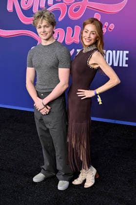 Christian Convery mit Begleitung bei der Weltpremiere des Kinofilms Rolling Loud: The Movie im United Artists Theatre. Los Angeles, 30.09.2026