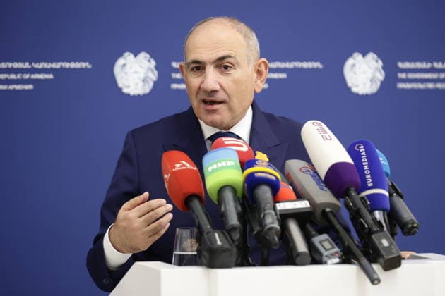 ARMENIA, YEREVAN - OCTOBER 1, 2026: Armenia s Prime Minister Nikol Pashinyan gives a press briefing Yerevan Armenia  - ZUMAt113 20261001_zaa_t113_039 Copyright: xAlexanderxPatrinx