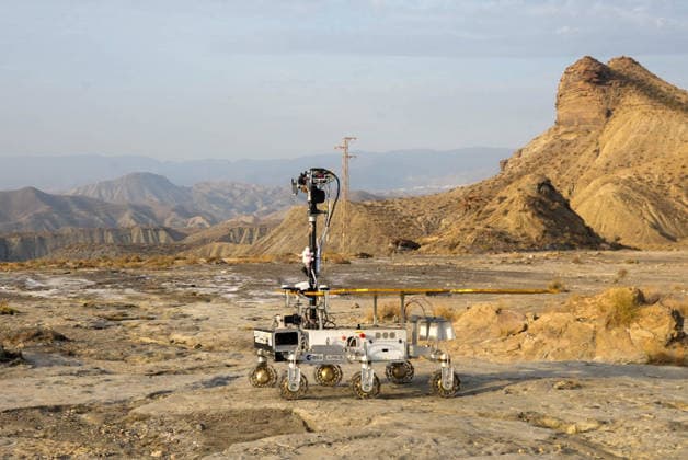ESA Tests the Charlie Mars Rover from the ExoMars Rosalind Franklin Mission in Tabernas Images of the Charlie Mars rover in the Tabernas Desert October 1, 2026, in Tabernas, Almería, Andalusia, Spain The European Space Agency (ESA) is conducting field tests of the Charlie Mars rover in Tabernas, Almería, with the goal of testing technologies and operations that will be relevant to the ExoMars Rosalind Franklin mission, designed to explore the surface of Mars October 1, 2026 Marian Leó Almería, Andalusia Almería, Andalusia Spain  Copyright: xMarianxLeonx 7812292