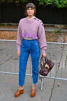 PFW Chloe Outside Arrivals JR Taylor Hill arriving at the Chloe show during Paris Fashion Week, in Paris, France on 1 October 2026. Photo by Julien Reynaud APS-Medias ABACAPRESS.COM Paris France  Copyright: xReynaudxJulien APS-Medias ABACAx