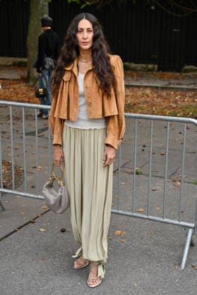 PFW Chloe Outside Arrivals JR Bianca Lee Vasquez arriving at the Chloe show during Paris Fashion Week, in Paris, France on 1 October 2026. Photo by Julien Reynaud APS-Medias ABACAPRESS.COM Paris France  Copyright: xReynaudxJulien APS-Medias ABACAx