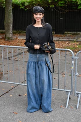 PFW Chloe Outside Arrivals JR Guest arriving at the Chloe show during Paris Fashion Week, in Paris, France on 1 October 2026. Photo by Julien Reynaud APS-Medias ABACAPRESS.COM Paris France  Copyright: xReynaudxJulien APS-Medias ABACAx