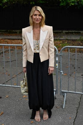 PFW Chloe Outside Arrivals JR Claire Danes arriving at the Chloe show during Paris Fashion Week, in Paris, France on 1 October 2026. Photo by Julien Reynaud APS-Medias ABACAPRESS.COM Paris France  Copyright: xReynaudxJulien APS-Medias ABACAx