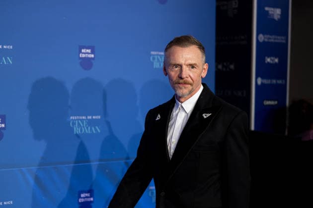 8th Cineroman Festival - Only What We Carry Red Carpet - Nice Simon Pegg attends the red carpet for Jamie Adams s film Only what we carry at the Cineroman festival, dedicated exclusively to films adapted from literary work, in Pathe Gare du Sud in Nice, France, on September 30, 2026. Photo by Laurent Coust ABACAPRESS.COM Nice France  Copyright: xCoustxLaurent ABACAx