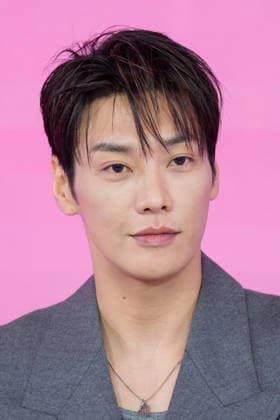 Netflix series Take Charge of My Heart press conference SEOUL, SOUTH KOREA, OCTOBER 01: South Korean actor Kim Young-kwang during Netflix series Take Charge of My Heart press conference at the Hotel Naru in Seoul, South Korea, on October 1, 2026. Seoul the Hotel Naru South Korea 8290_287825 Copyright: xStevexChoxKyewoongx
