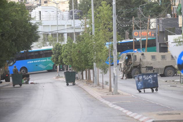 Israeli Security Forces Deploy in Nablus During Jewish Visit Israeli security forces deploy in the streets of the West Bank city of Nablus in the early hours of October 1, 2026, to provide protection for Jewish visitors entering Joseph’s Tomb to pray. Photo by Mohammed Nasser apaimages Nablus West Bank Palestinian Territory 011026_Nablus_MN_00(19) Copyright: xapaimagesxMohammedxNasserx xapaimagesx