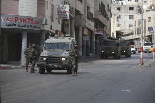 Israeli Security Forces Deploy in Nablus During Jewish Visit Israeli security forces deploy in the streets of the West Bank city of Nablus in the early hours of October 1, 2026, to provide protection for Jewish visitors entering Joseph’s Tomb to pray. Photo by Mohammed Nasser apaimages Nablus West Bank Palestinian Territory 011026_Nablus_MN_00(11) Copyright: xapaimagesxMohammedxNasserx xapaimagesx
