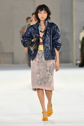 Dries Van Noten Women s Ready-to-Wear Spring Summer 2027 Collection Fashion Show during Paris Fashion Week, September 30, 2026 Dries Van Noten Women s Ready-to-Wear Spring Summer 2027 Collection Fashion Show, during Paris Fashion Week, September 30, 2026, Paris, France  Copyright: xAgencex xBestimagexAgencex xBestimagex