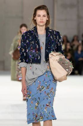 Dries Van Noten Women s Ready-to-Wear Spring Summer 2027 Collection Fashion Show during Paris Fashion Week, September 30, 2026 Dries Van Noten Women’s Ready-to-Wear Spring Summer 2027 Collection Fashion Show, during Paris Fashion Week, September 30, 2026, Paris, France  Copyright: xAgencex xBestimagexAgencex xBestimagex