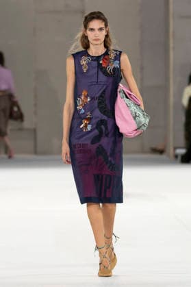 Dries Van Noten Women s Ready-to-Wear Spring Summer 2027 Collection Fashion Show during Paris Fashion Week, September 30, 2026 Dries Van Noten Women’s Ready-to-Wear Spring Summer 2027 Collection Fashion Show, during Paris Fashion Week, September 30, 2026, Paris, France  Copyright: xAgencex xBestimagexAgencex xBestimagex