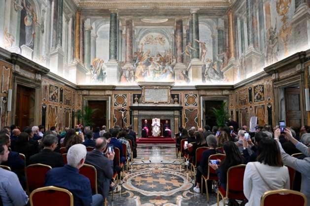 ITALY - PRIVATE AUDIENCE - VATICAN-2026 10 1 Italy, Rome, Vatican, 2026 10 1 Pope Leo XIV receives Delegation from the Hera Group in a private audience at The Vatican . EDITORIAL USE ONLY - NO BOOKS Copyright: xVATICANxMEDIA xCatholicxPressxPhotox