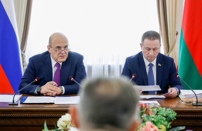 BELARUS, MINSK - OCTOBER 1, 2026: Russia s Prime Minister Mikhail Mishustin (L) and Belarus Prime Minister Alexandr Turchin attend a meeting of the Council of Ministers of the Union State of Russia and Belarus at the House of the Belarusian Government Minsk Belarus  - ZUMAt113 20261001_zaa_t113_155 Copyright: xDmitryxAstakhovx