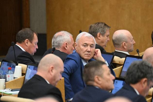 Moscow. The first meeting of the State Duma of the Russian Federation of the ninth convocation. Chairman of the State Duma Committee on Financial Markets Anatoly Aksakov before the meeting. KomsomolskayaxPravda