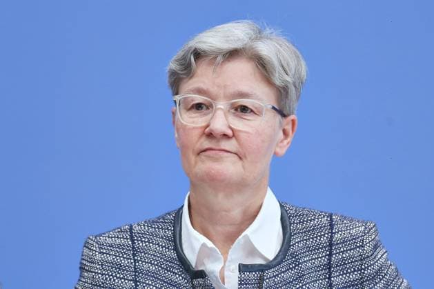 Berlin, Deutschland, 01.10.2026: Bundespressekonferenz: Postinfektiöse Erkrankungen: Versorgung, Forschung und Prävention am Beispiel von Long Covid: Regina T. Riphahn, Vizepräsidentin und Mitglied der Leopoldina, Ph.D., Lehrstuhl für Statistik und empirische Wirtschaftsforschung, Friedrich-Alexander-Universität Erlangen-Nürnberg Copyright: xdtsxNachrichtenagenturx dts_137033