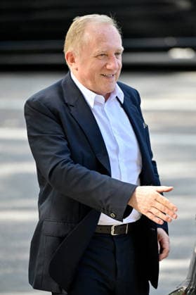 PFW Balenciaga Outside Arrivals JR Francois Henri Pinault arriving at the Balenciaga show during Paris Fashion Week, in Paris, France on 1 October 2026. Photo by Julien Reynaud APS-Medias ABACAPRESS.COM Paris France  Copyright: xReynaudxJulien APS-Medias ABACAx
