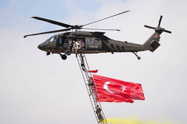 TEKNOFEST Southeast in Turkiye s Sanliurfa SANLIURFA, TURKIYE - OCTOBER 1: Special Operations police officers performs an S-70 flag-salute flight during the TEKNOFEST Southeast aviation and technology festival at Sanliurfa GAP Airport in Sanliurfa, Turkiye, on October 1, 2026. Adem Kutucu Anadolu Sanliurfa Turkey. Editorial use only. Please get in touch for any other usage.  Copyright: x2026xAnadoluxAdemxKutucux