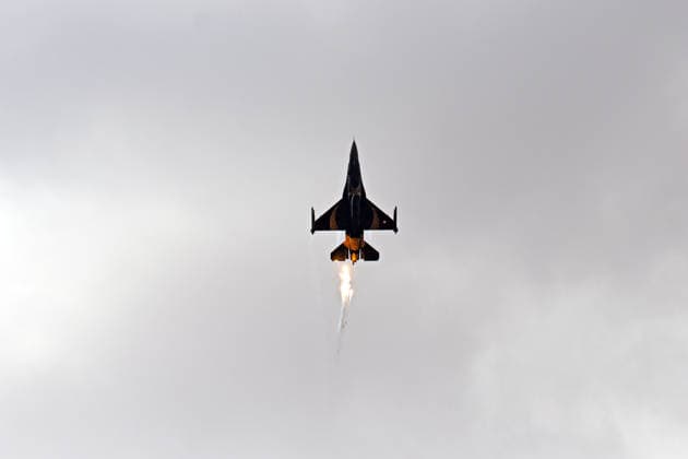 TEKNOFEST Southeast in Turkiye s Sanliurfa SANLIURFA, TURKIYE - OCTOBER 1: SOLOTURK, the solo aerobatics demonstration team of the Turkish Air Force, performs an aerial display on the second day of the TEKNOFEST Southeast, world s largest aviation, space, and technology festival at the Sanliurfa GAP Airport for its 15th edition in Sanliurfa, Turkiye on October 1, 2026. Ozkan Bilgin Anadolu Sanliurfa Turkey. Editorial use only. Please get in touch for any other usage.  Copyright: x2026xAnadoluxOzkanxBilginx