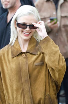 Hayes Warner arrives at the Balenciaga Spring Summer 2027 Women’s Ready-to-Wear fashion show during Paris Fashion Week (PFW) at the Tennis Club de Paris, France, on October 1, 2026. Christophe Aubert, Bestimage. Arrivals at the Balenciaga fashion show as part of Paris RTW Spring Summer 2027 Fashion Week, held at the Tennis Club de Paris on October 1, 2026, in Paris, France. Paris, France  Copyright: xChristophexAubertx xBestimagexChristophexAubertx xBestimagex