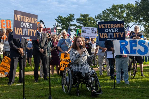 October 1, 2026, Washington, Dc, USA: Senator Tammy Duckworth (D-Illinois) speaks to protesters opposed to President TrumpÃ¢â‚¬â ¢s proposed arch outside of Arlington Cemetery on October 1, 2026. Washington USA - ZUMAl312 20261001_znp_l312_007 Copyright: xAndrewxLeydenx