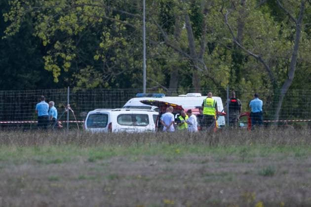 PHOTOPQR SUD OUEST XAVIER LEOTY La Rochelle La Rochelle October 1, 2026 Two dead in a plane crash in Charente-Maritime; the accident occurred at the end of the runway at the Rochefort-Saint-Agnant Air Base, October 1, 2026 PHOTO XAVIER LEOTY France Two test pilots killed in aircraft crash in Charente-Maritime Two test pilots were killed on October 1, 2026, when an aircraft crashed near Rochefort, in western France. The plane was built by Elixir Aircraft, a French company based near La Rochelle that specializes in the development of light aircraft. An investigation is underway to determine the circumstances of the accident. La Rochelle La Rochelle CHARENTE MARITIME France  Copyright: xPHOTOPQR SUDxOUEST MAXPPPxXAVIERxLEOTYx 20261001SDO9213 20261001SDO9213