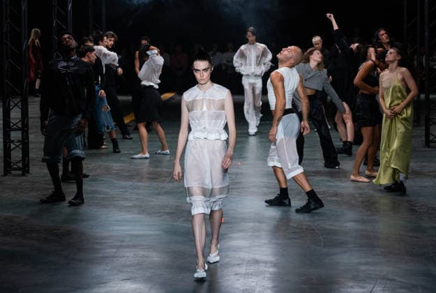 Paris Fashion Week Women s Wear SPRING SUMMER 2027 Collection by ALAINPAUL, October 1, 2026, photography by Sylvie Lefort, MAXPPP 01 10 2026 @Sylvie Lefort Photography MAXPPP 10 01 26 Models showcase designs from the ALAINPAUL Women’s Spring Summer 2027 collection during Paris Fashion Week in Paris, France, October 1, 2026. The Women’s collections were presented from September 28 to October 6, 26  Copyright: xMAXPPPxsylviexlefortxphotographyx LFR202610019443 LFR202610019443