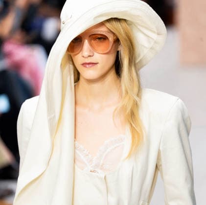 Paris Fashion Week: CHLOÉ Women s Spring Summer 2027 Collection, October 1, 2026, photographed by Sylvie Lefort, MAXPPP 01 10 2026 @Sylvie Lefort Photography MAXPPP 10 01 26 Models showcase designs from the CHLOE Women’s Spring Summer 2027 collection during Paris Fashion Week in Paris, France, October 1, 2026. The women’s collections were presented from September 28 to October 6, 26  Copyright: xmaxpppxsylviexlefortxphotographyx LFR202610019513 LFR202610019513