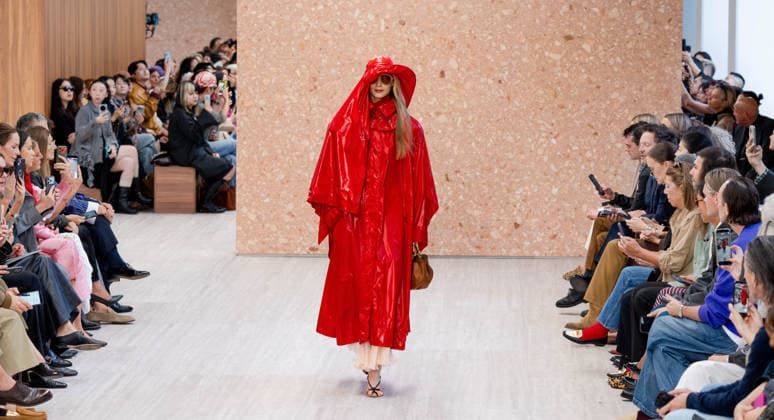 RECORD DATE NOT STATED Paris Fashion Week: CHLOÉ Women s Spring Summer 2027 Collection, October 1, 2026, photographed by Sylvie Lefort, MAXPPP 01 10 2026 @Sylvie Lefort Photography MAXPPP 10 01 26 Models showcase designs from the CHLOE Women’s Spring Summer 2027 collection during Paris Fashion Week in Paris, France, October 1, 2026. The women’s collections were presented from September 28 to October 6, 26  Copyright: xmaxpppxsylviexlefortxphotographyx LFR202610019543 LFR202610019543