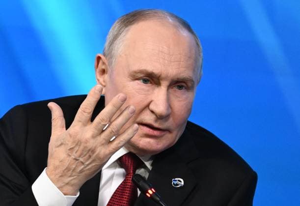 Russia Putin Valdai Discussion Club 9255594 01.10.2026 Russian President Vladimir Putin attends a plenary session of the 23rd annual meeting of the Valdai International Discussion Club in Istra, Moscow Region, Russia. Kristina Solovyova Sputnik Moscow Russia  Copyright: xKristinaxSolovyovax