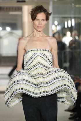 PFW - Cecile Bahnsen Runway A model walks the runway during the Cecilie Bahnsen Womenswear Spring Summer 2027 show as part of Paris Fashion Week on October 1, 2026 in Paris, France. Photo by Alain-Gil Gonzalez ABACAPRESS.COM Paris France  Copyright: xGonzalezxAlain-Gil ABACAx