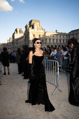RECORD DATE NOT STATED IPA89187986 - Paris, France, October 1, 2026. Guests arrive at the Schiaparelli Spring Summer 2027 fashion show at the Carrousel du Louvre during Paris Fashion Week.  Copyright: xx xx IPA89187986