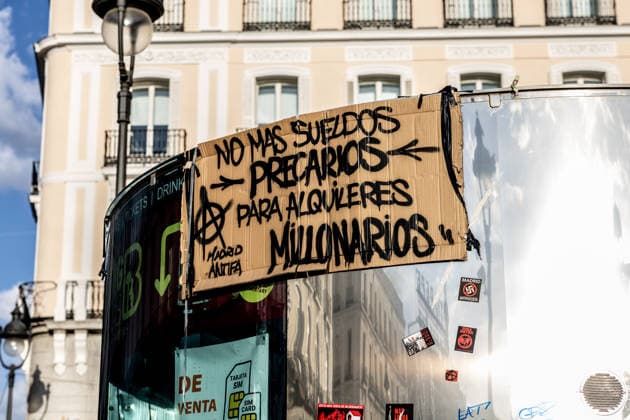 The Sol encampment continues to grow, and those gathered there insist it will continue as long as they can hold out. A sign at the encampment in Puerta del Sol, on October 1, 2026, in Madrid, Spain. The fifth day of the encampment at Madrid’s Puerta del Sol has brought together more tents, and the installation of new awnings has covered more of the square. Meanwhile, protesters and members of the Tenants’ Union have argued that the two new royal decrees are merely a stopgap measure and that the encampment should continue. OCTOBER 1, 2026 ENCAMPMENT HOUSING PROTEST DECREE MARICARMEN SIGN Madrid Madrid, Spain  Copyright: xRicardoxRubiox 7813943