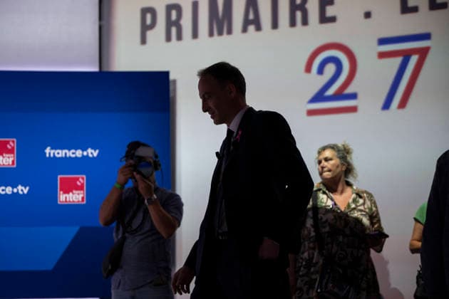 Debate for the Socialist and Democratic Left primary - Paris EB The candidates in the Socialist (PS) and centre-left Place Publique (PP) parties primary ahead of french 2027 presidential election Raphael Glucksmann before a debate on French public TV channel France 2 and French public radio channel France Inter, at Maison de la Radio et de la Musique, in Paris, on October 1, 2026. Photo by Eliot Blondet ABACAPRESS.COM Paris France France  Copyright: xBlondetxEliot ABACAx