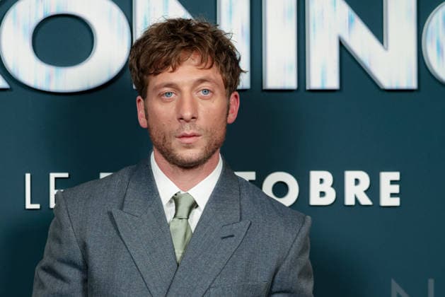 Jeremy Allen White attends the *The Social Reckoning* photocall at Le Pathé Palace on October 1, 2026, in Paris, France 460108 2026 10 01  Copyright: xLionelxGuericolasx xStarfacex STAR_460108_016