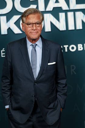 Aaron Sorkin attends the *The Social Reckoning* photocall at Le Pathé Palace on October 1, 2026, in Paris, France 460108 2026 10 01  Copyright: xLionelxGuericolasx xStarfacex STAR_460108_025